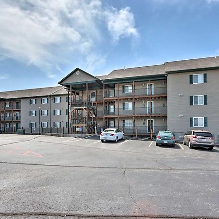 Step-Free Camdenton Condo With Boat Ramp, Dock, Slip Esterno foto