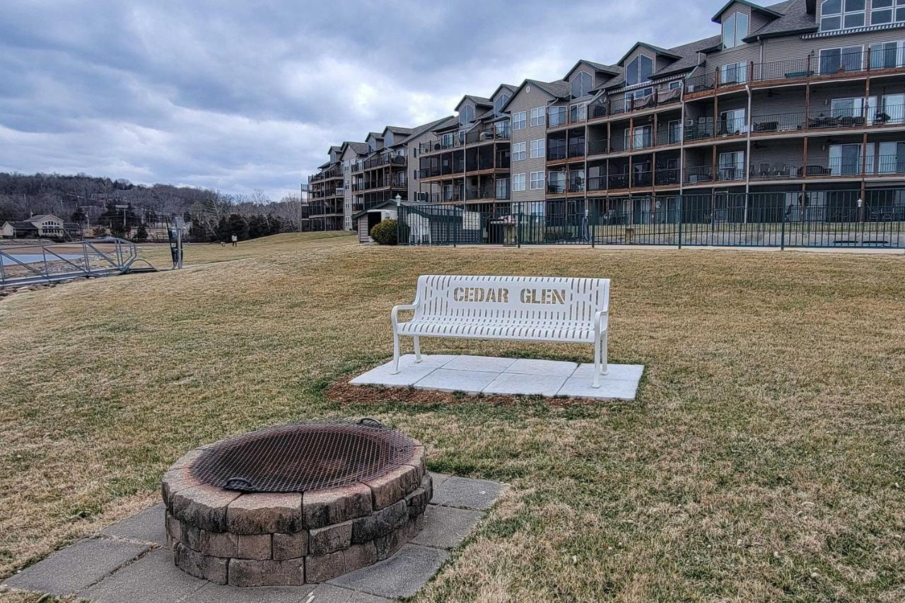 Step-Free Camdenton Condo With Boat Ramp, Dock, Slip Esterno foto