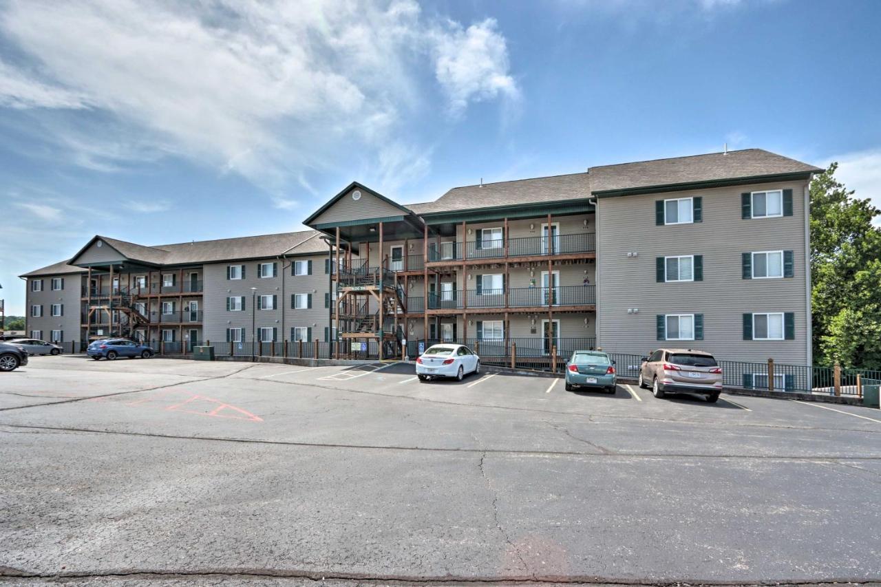 Step-Free Camdenton Condo With Boat Ramp, Dock, Slip Esterno foto